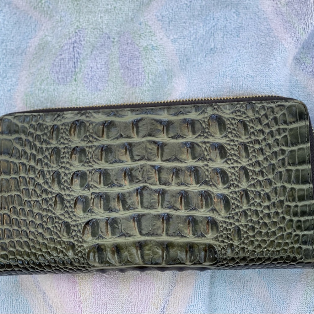Brahmin Skylar wallet